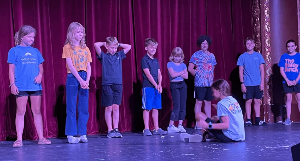 FAMILY WORKSHOP: RELATIVE LAUGHTER HOUR